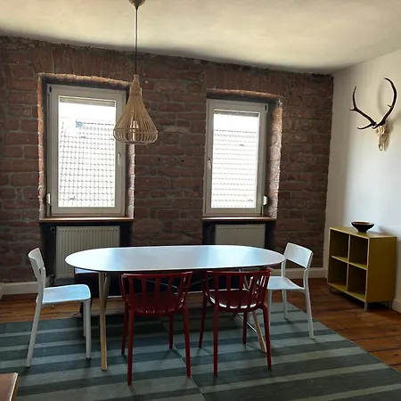 Tla Pfalzblick Apartman *